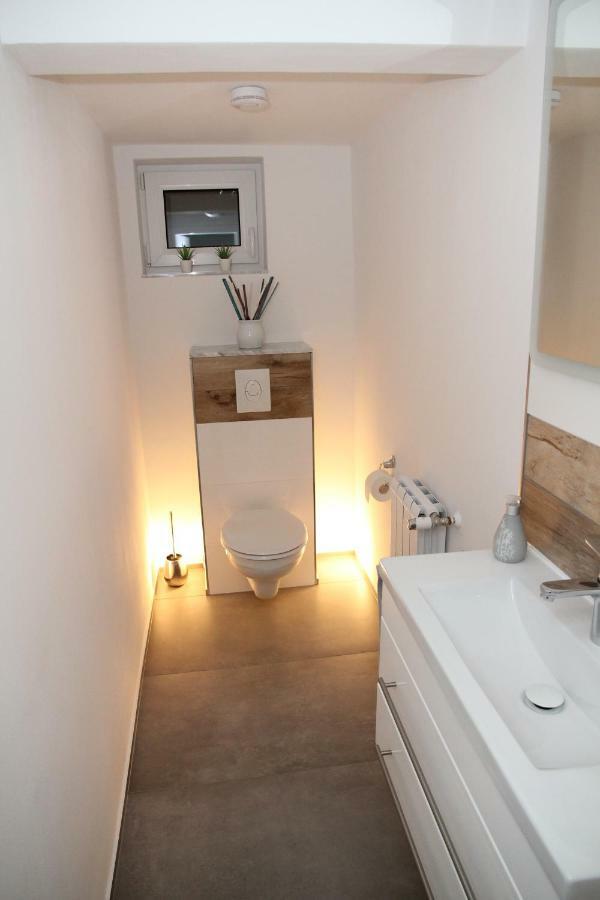 Neue Und Moderne Ferienwohnung Mulheim an der Ruhr Bagian luar foto