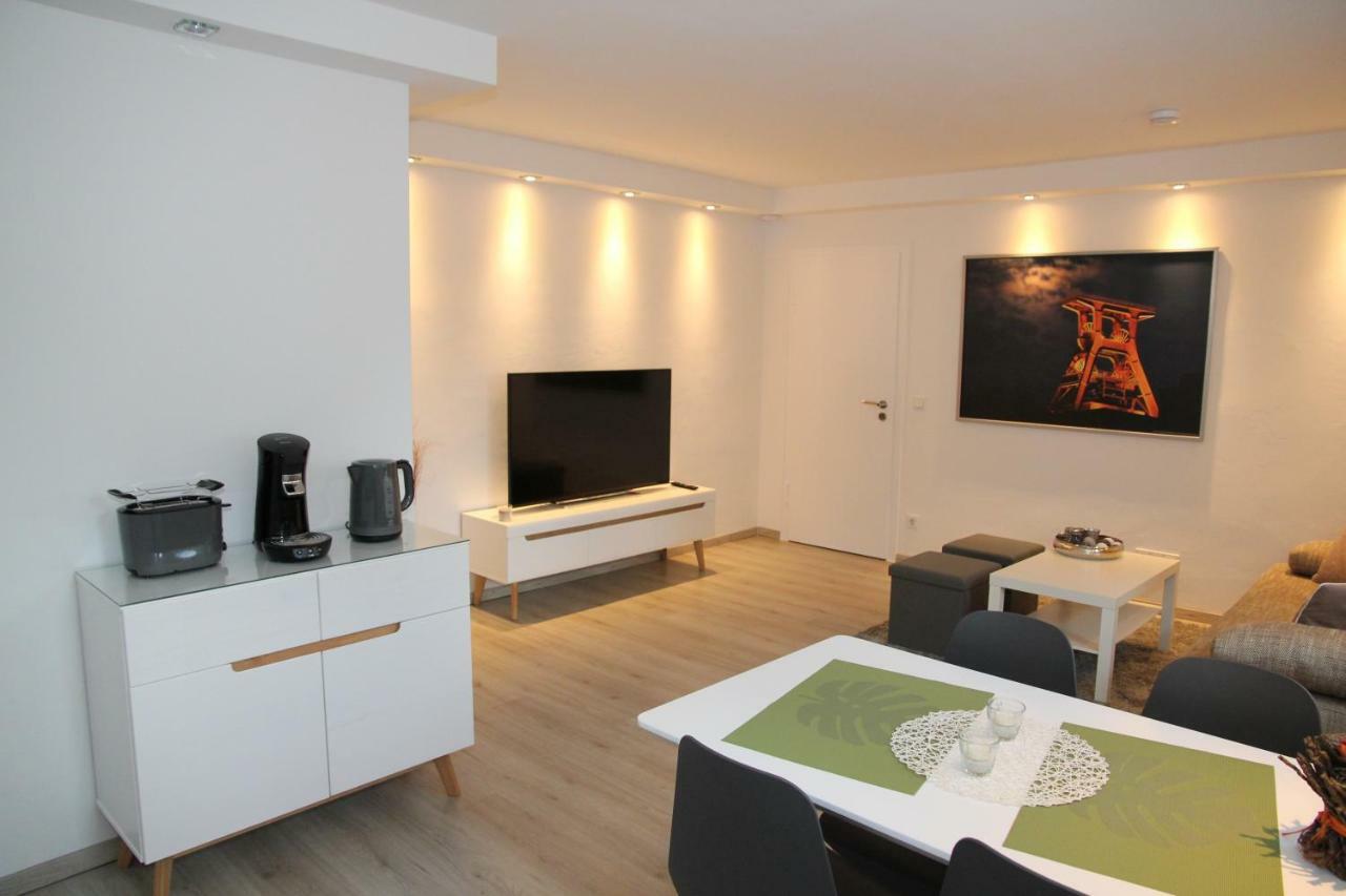 Neue Und Moderne Ferienwohnung Mulheim an der Ruhr Bagian luar foto